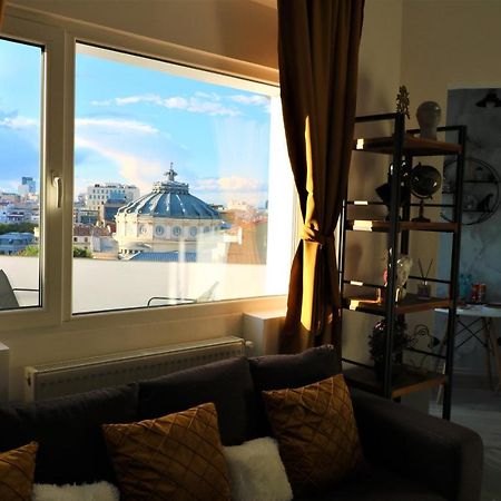Athenee Palace Apartment - Panoramic View Terrace & Balcony - Free Minibar Bukares Bagian luar foto