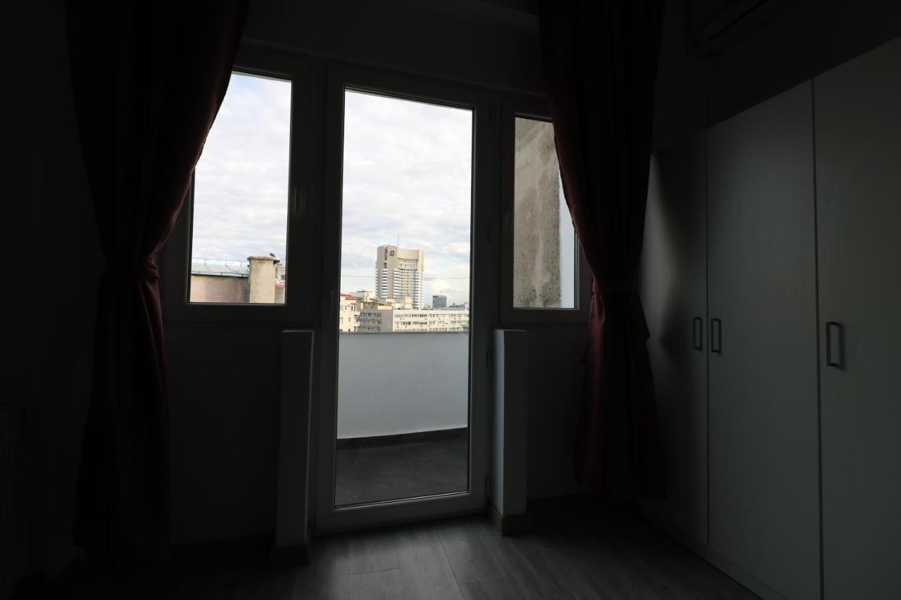 Athenee Palace Apartment - Panoramic View Terrace & Balcony - Free Minibar Bukares Bagian luar foto